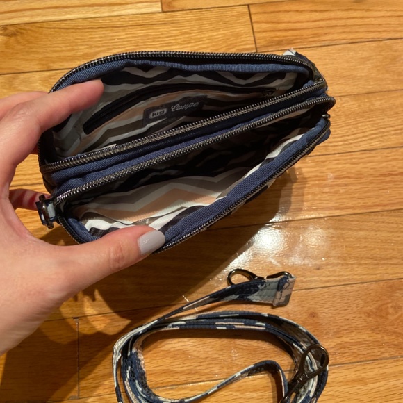 Lug Coupe Floral Multi - Picture 2 of 4